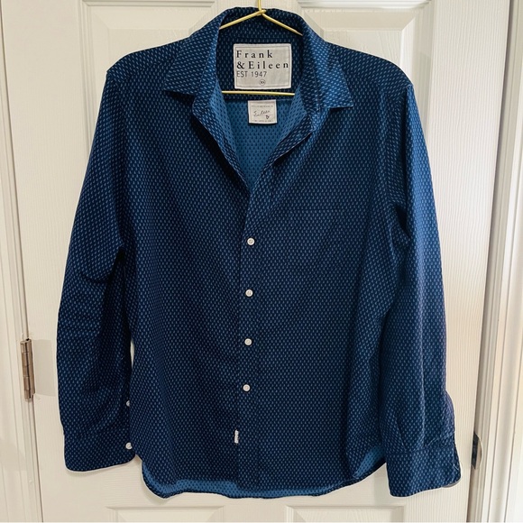 Frank & Eileen Saileboat Patterned Button Down Shirt - Picture 4 of 9